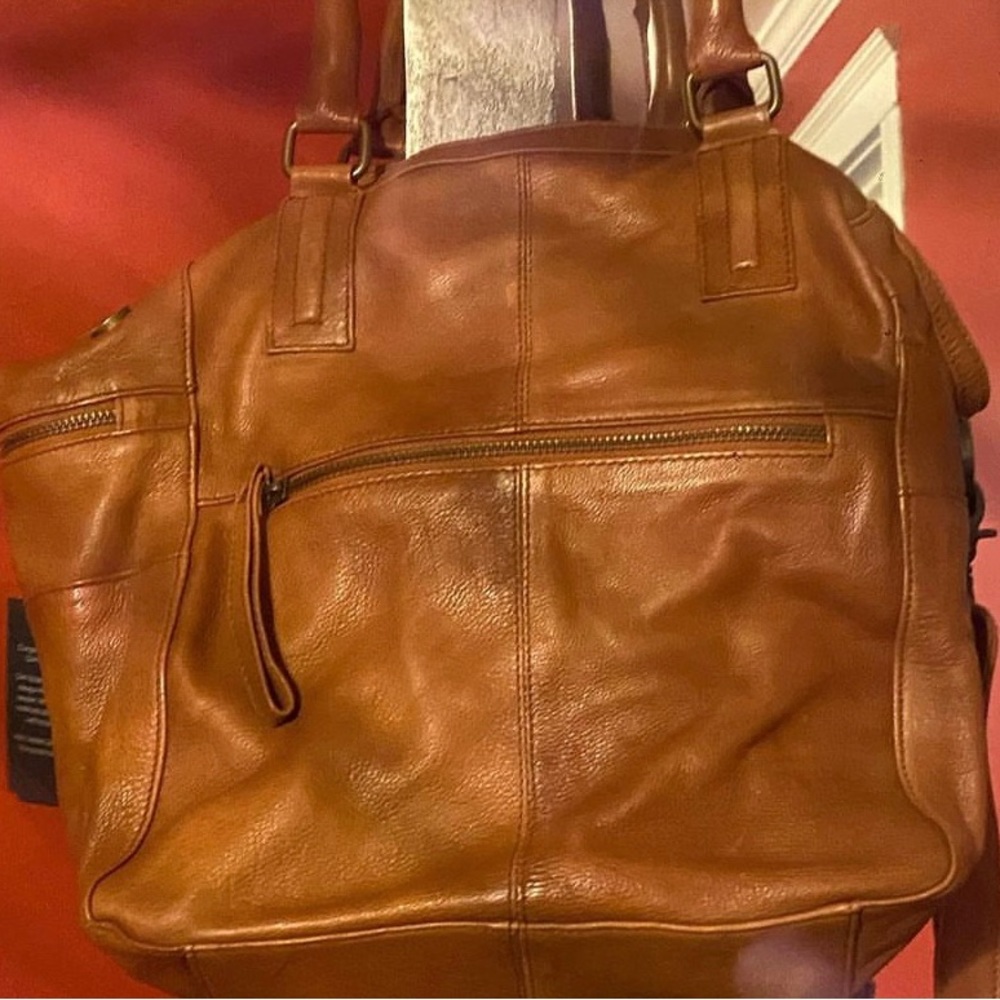 Leather handbag